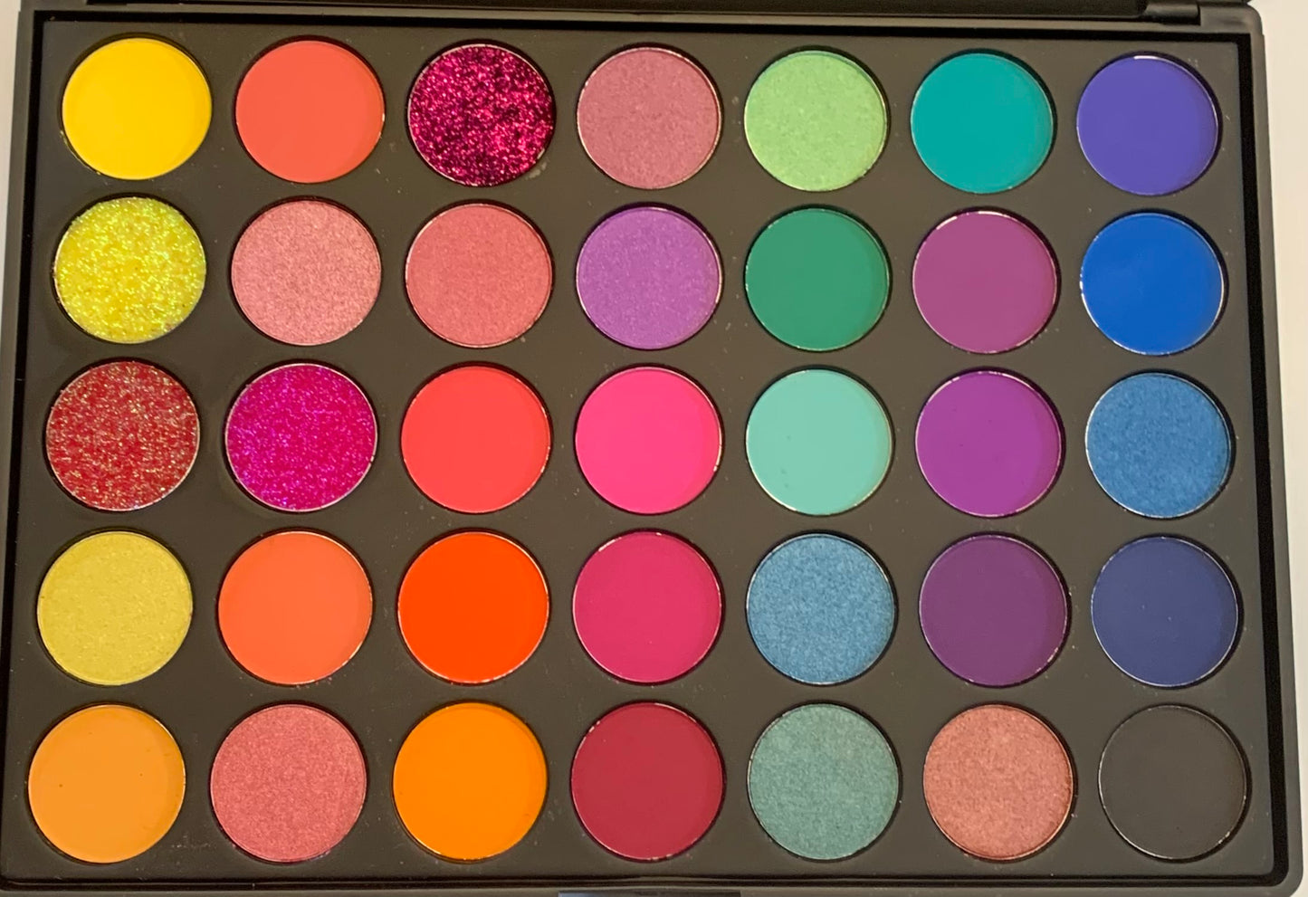 South Beach Matte Glitter Shimmer Eyeshadow Palette